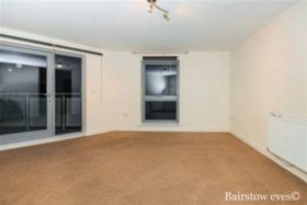 2 bedroom Flat to re...